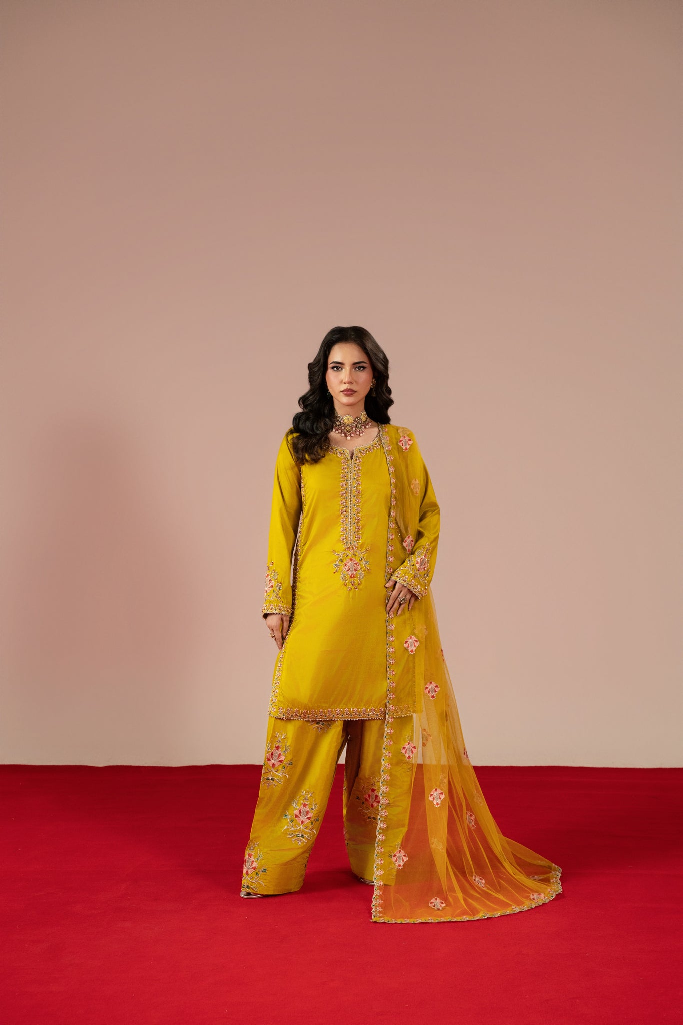 Musturd Farshi Shalwar
