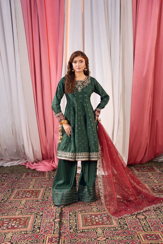 bottle green sharara dress Silk With Embroiderey by Maira Fashion Long ruched gown with peek-a-boo beaded bodice and slit. Long strapless metallic gown by Sherri Hill.