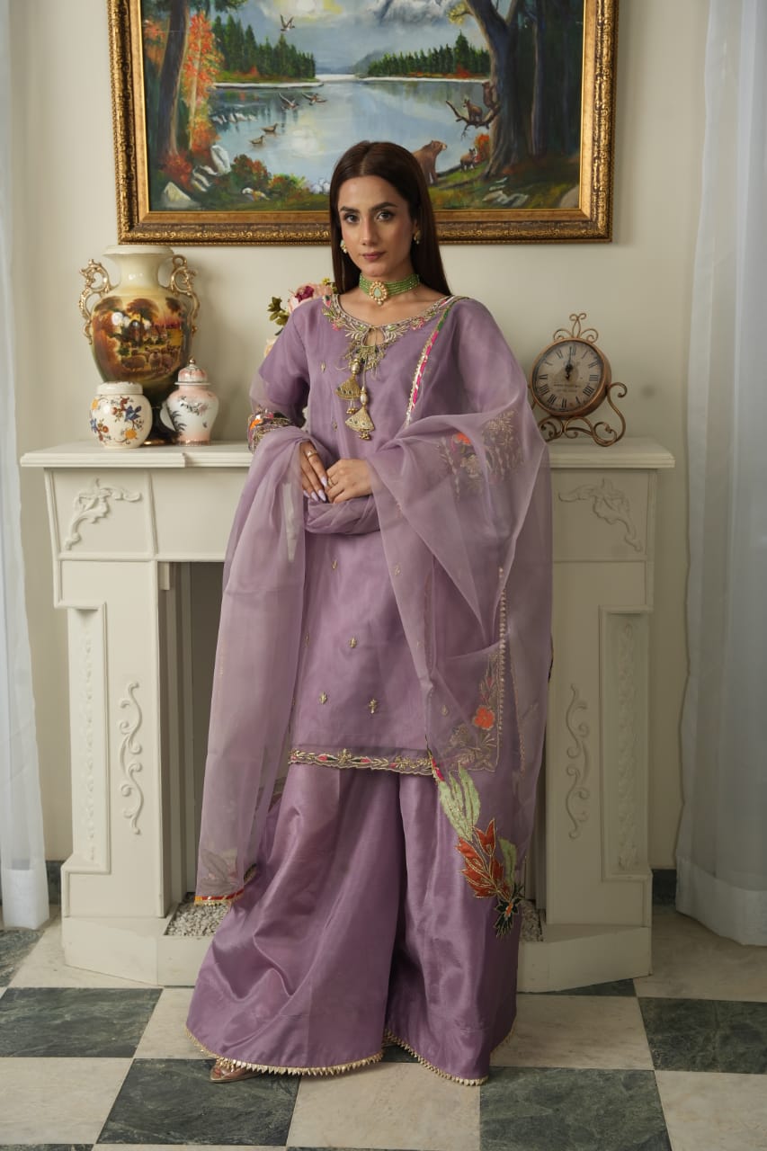 Lavender Embroidered kurta set